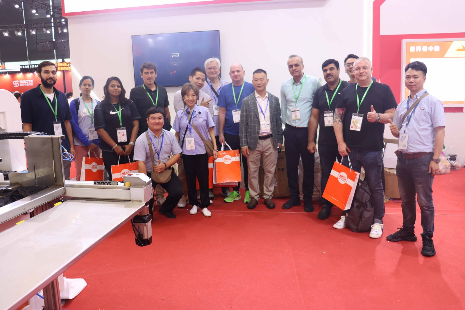 1697597907499682.jpg 1697597907499682.jpg