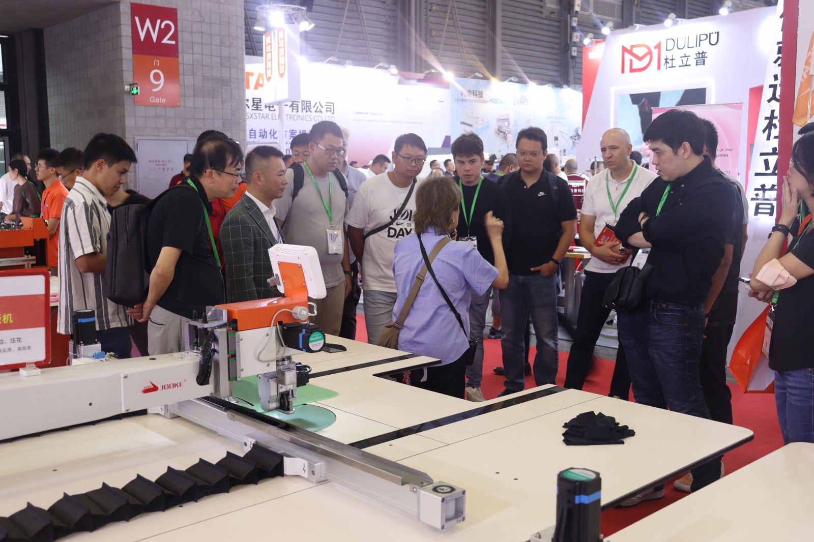 1697598501561197.jpg 8.jpg