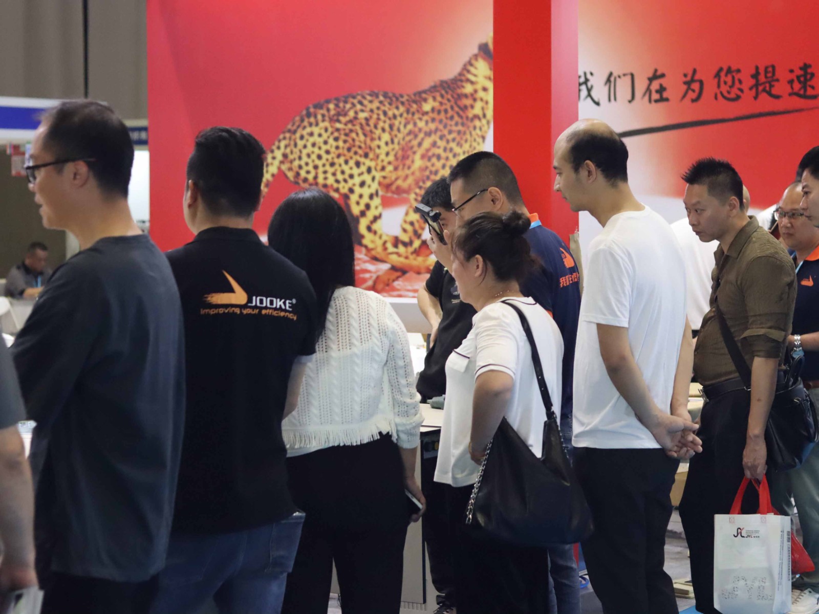 1712113891902442.jpg 1.jpg